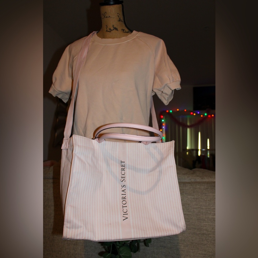 Victoria Secret beach tote🌊🐚⛱️